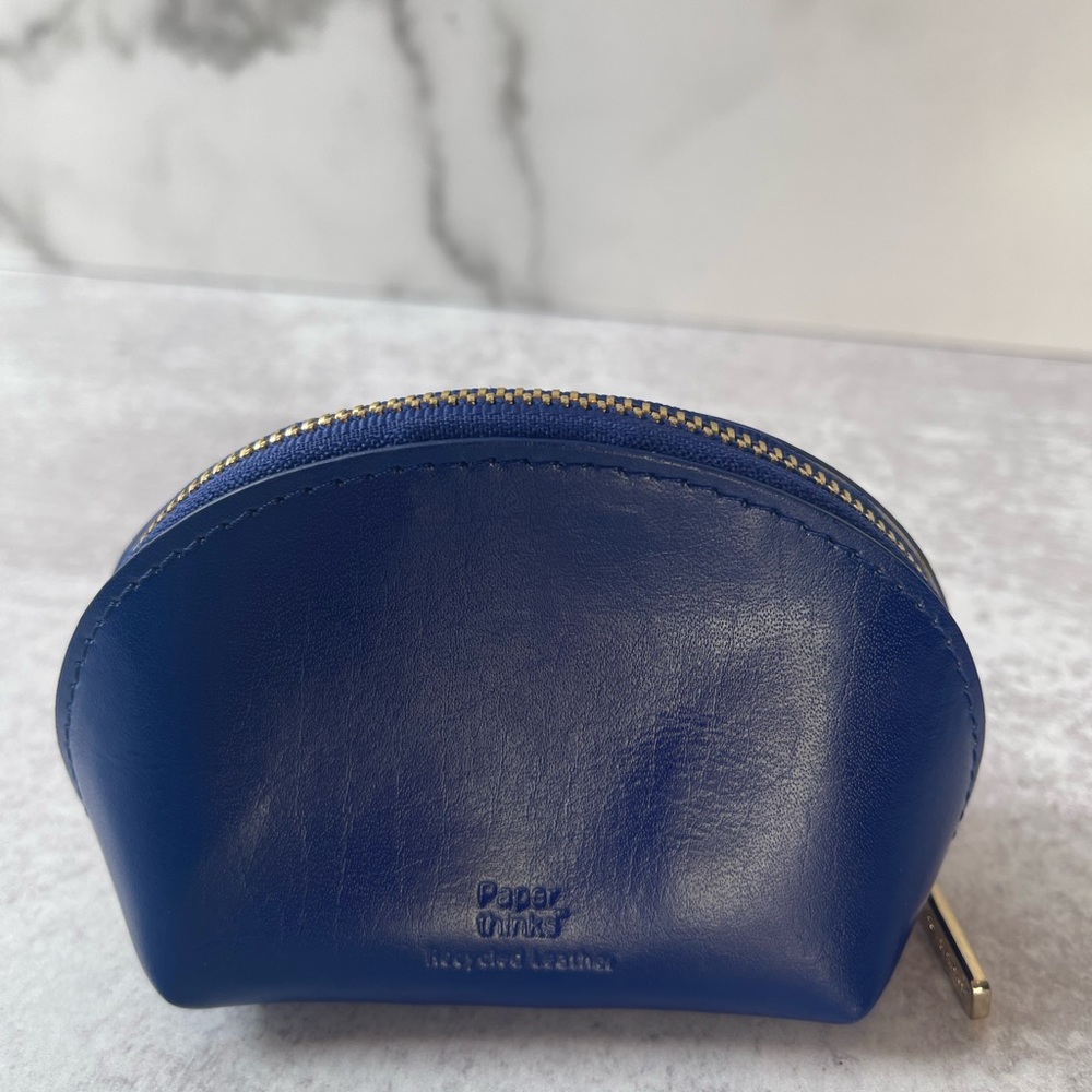 Paper thinks navy blue coin purse
